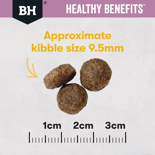 Kibble size comparison for Black Hawk Hairball showing the 9.5mm diameter against a metric ruler for feline safety.