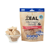 Chunks of Zeal Freeze-Dried Tuna treats for cats and dogs.